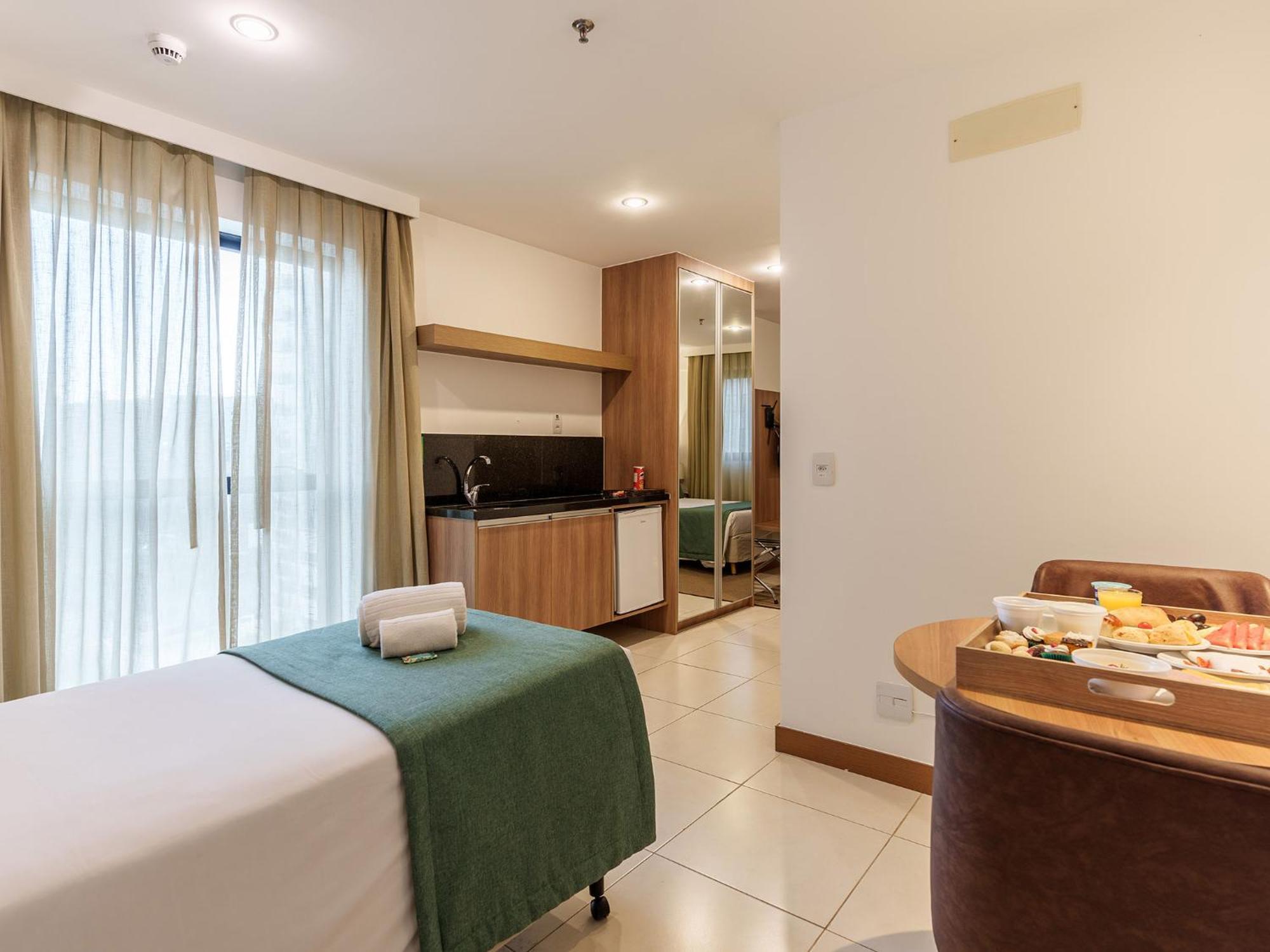 Athos Bulcao Hplus Executive 4* Brasilia