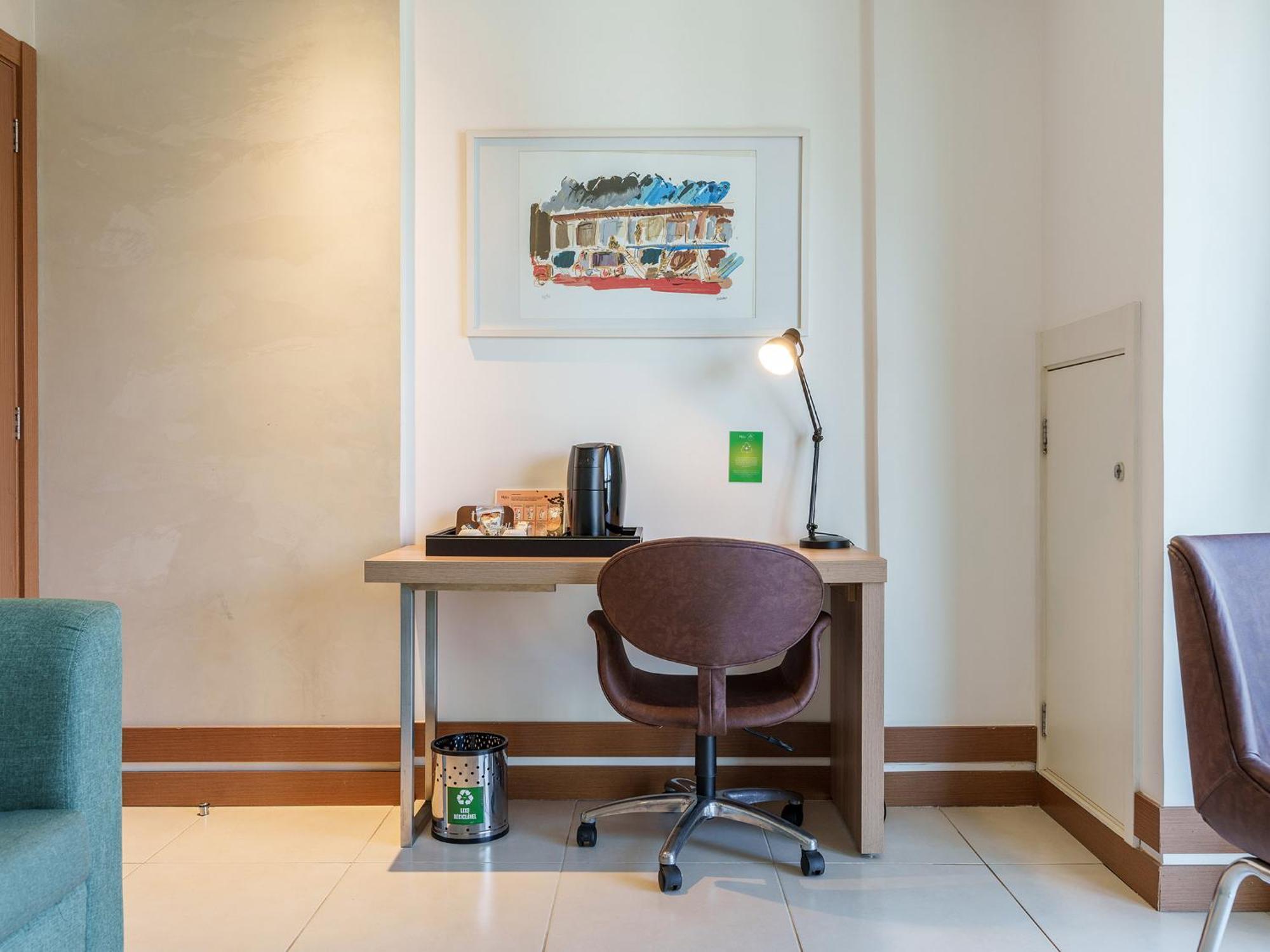 Hotel Athos Bulcao Hplus Executive 4*