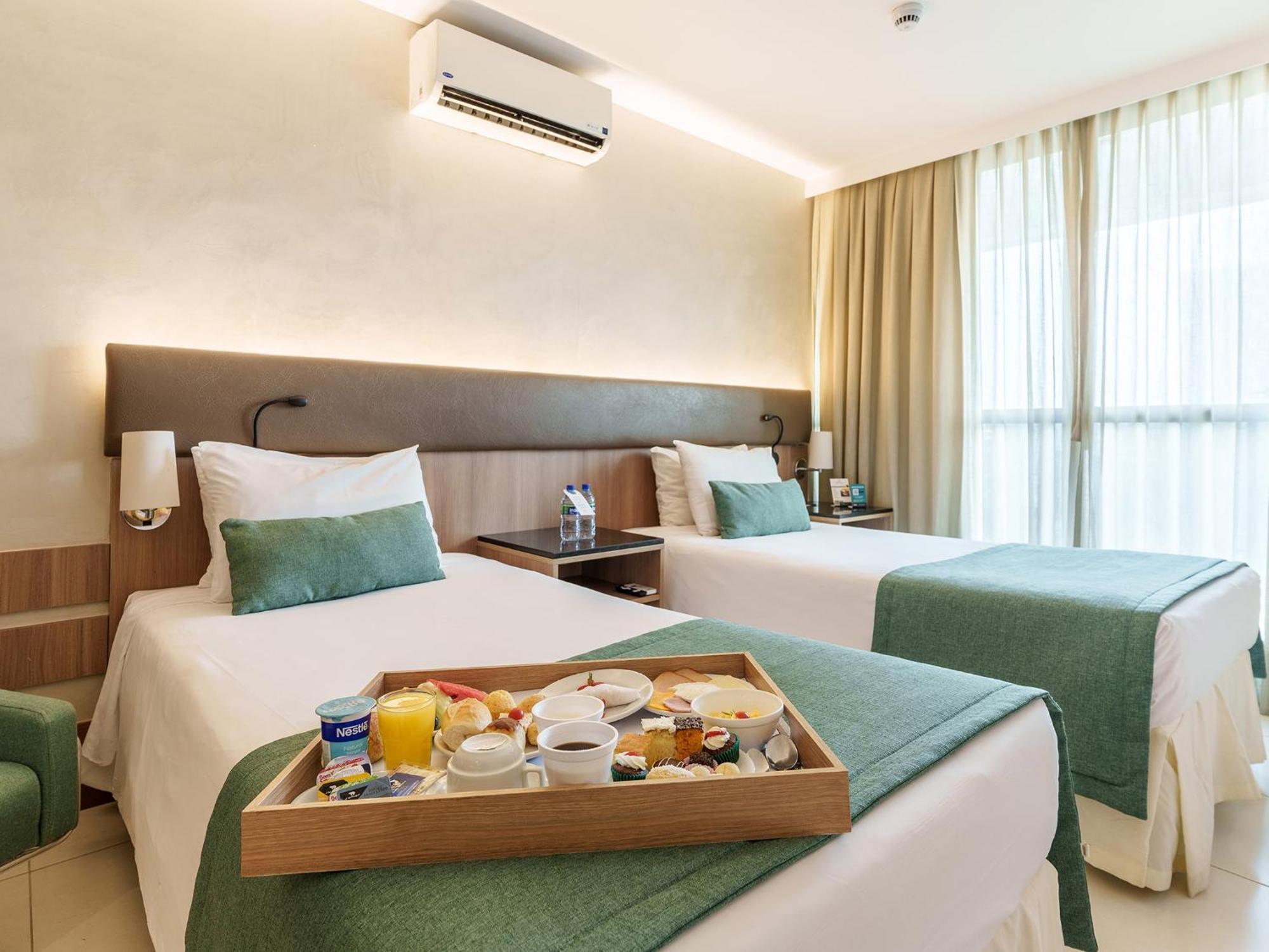 Hotel Athos Bulcao Hplus Executive 4*